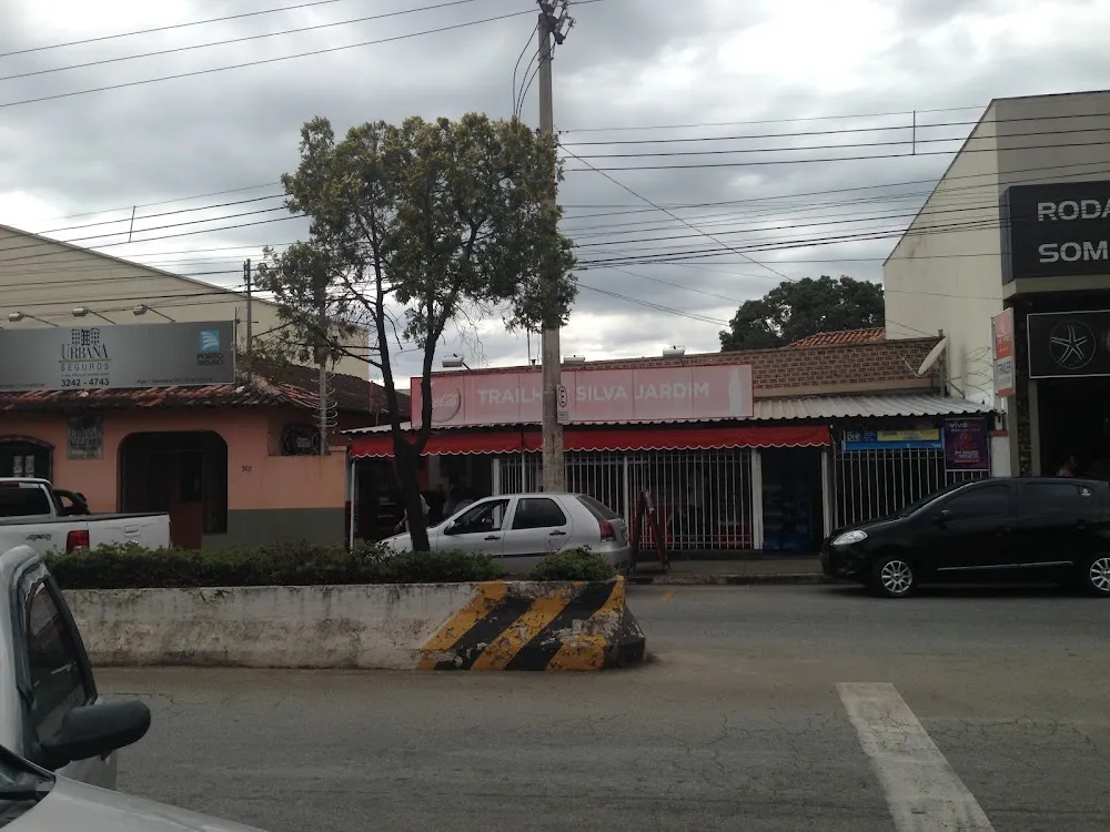 TRAILLER SILVA JARDIM