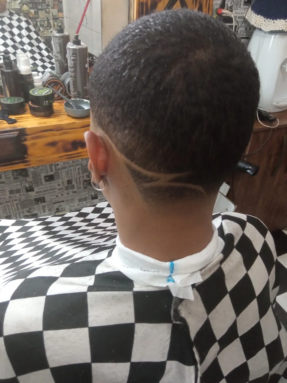 Barbearia Oliveira – Aberta de Terça a Sábado