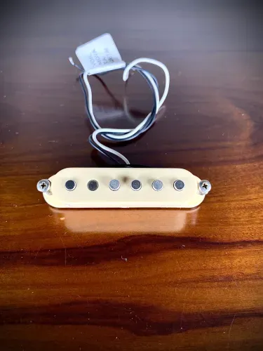 Captador Malagoli Custom Blues creme ponte