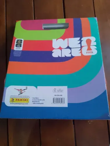 Kit Álbum copa do mundo 2026 +30 envelopes de figurinhas (lacrado)