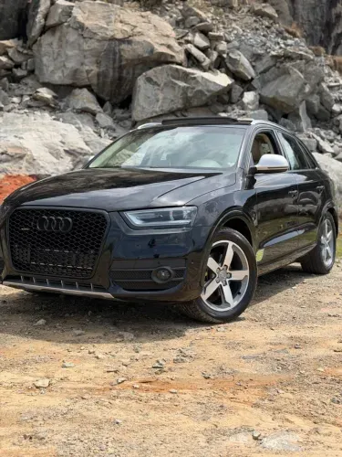Audi Q3 2.0 TFSI Quat. 211/220cv S-tronic 5P 2014