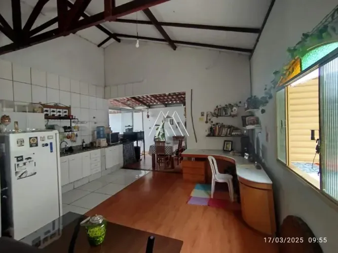 Casa 2 quartos à venda em Itaúna — Morro do Sol