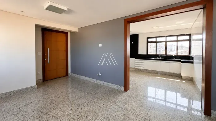 Apartamento 137 m² com 03 quartos para locação no Piedade em Itaúna