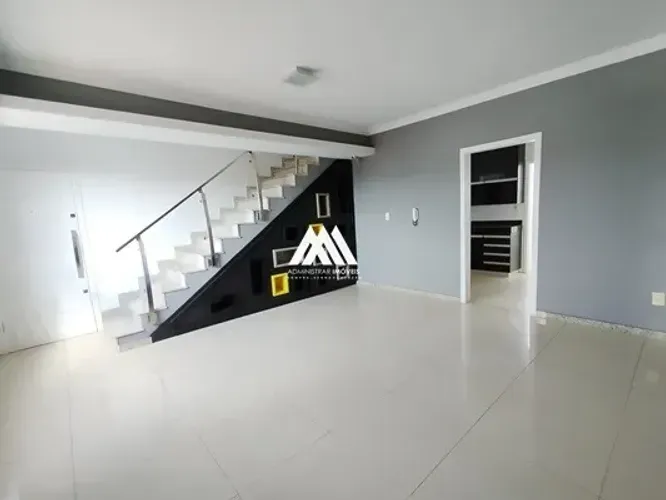 Vendo cobertura de 234m² em Itaúna com excelente localização no Lourdes!