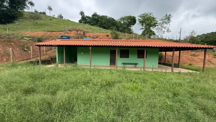 CHÁCARA À VENDA EM ITAÚNA-MG (8 MIN DO CENTRO)