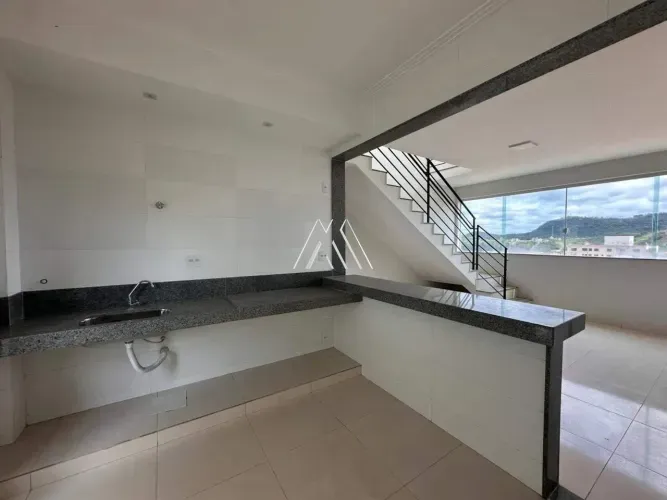 Alugo cobertura duplex com 02 pavimentos no Padre Eustáquio
