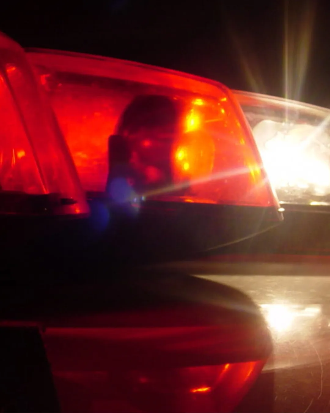 Homem mata a ex-mulher a facadas na frente da filha