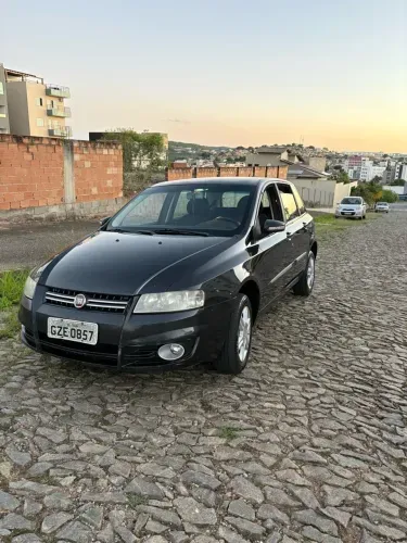Fiat Stilo 1.8 Attractive Flex 8V 5P 2011