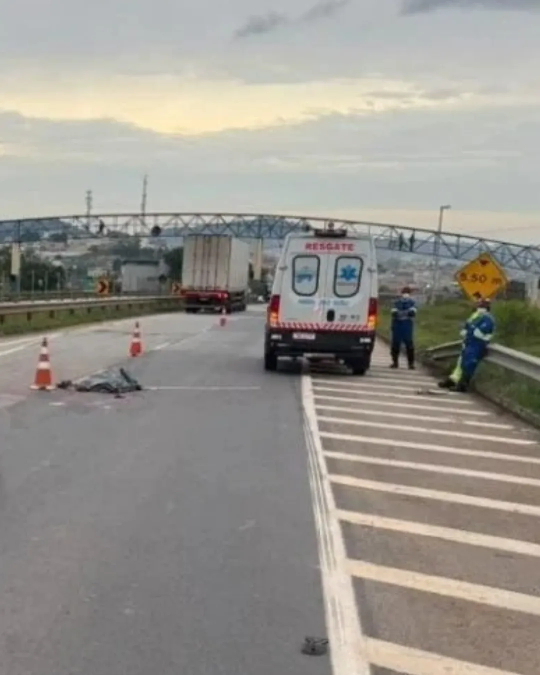 Motorista foge após atropelar e matar homem na BR-262