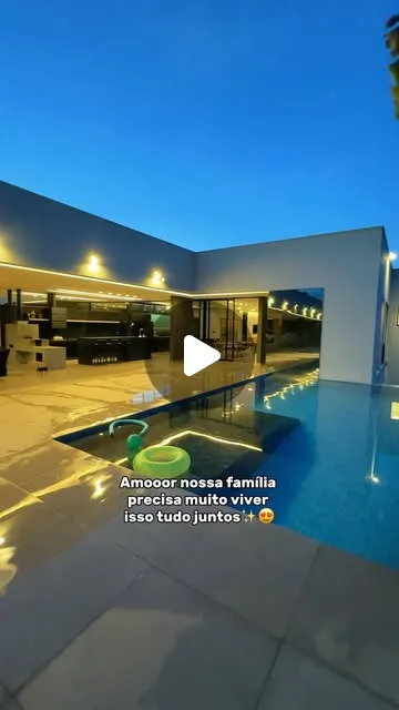 Casa de Alto Luxo 4 Quartos em Condomínio