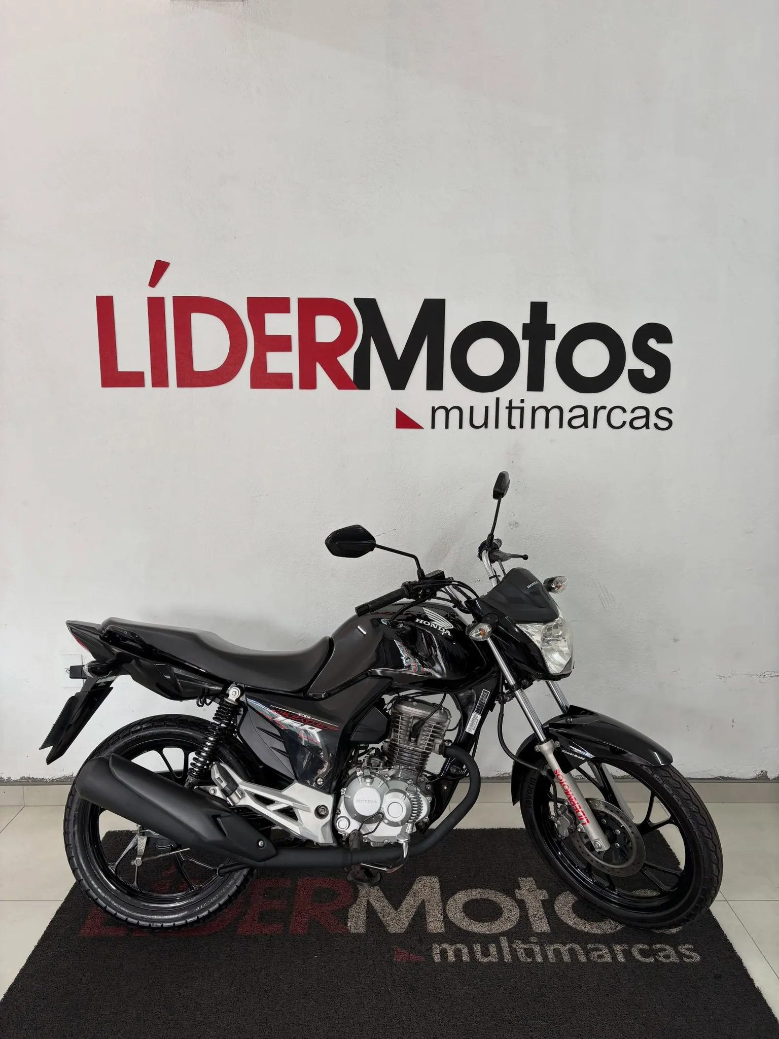 Moto 2020 com 42.940 km rodados à venda