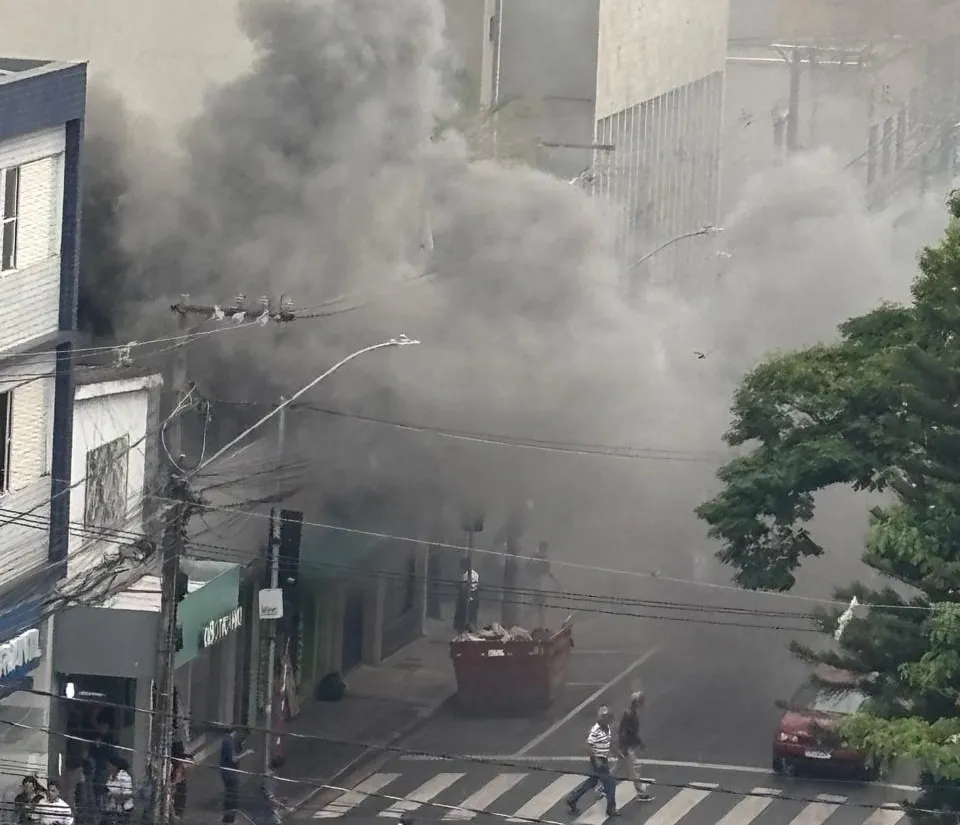 Dono de tradicional pastelaria no Centro de Itaúna morre após incêndio