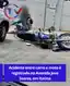 Acidente entre carro e moto na Avenida Jove Soares