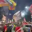 Eleitores de Lula comemoram vitória na Av. Jove Soares