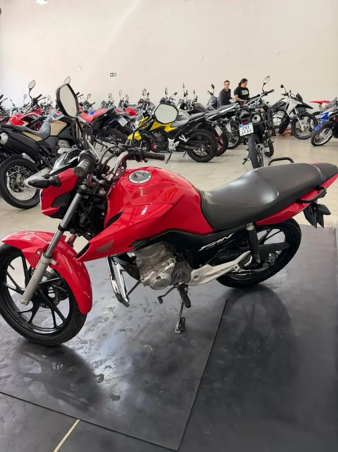 Honda Fan 160 2021/2022 — 28 mil km, IPVA pago