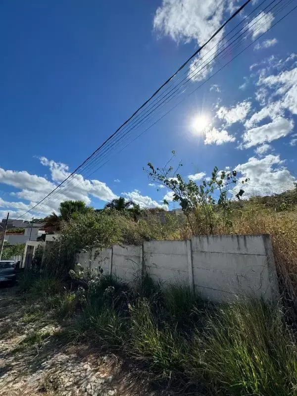 Lote 450 m² à venda no Tropical