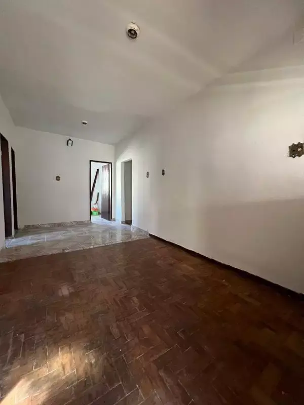 Casa 3 quartos com suíte em Lourdes