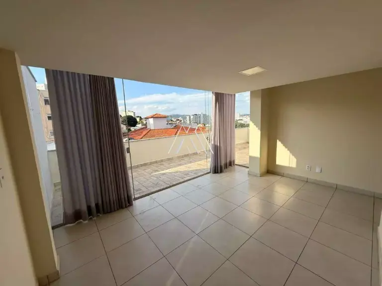 Cobertura 3 quartos à venda na Cerqueira Lima em Itaúna