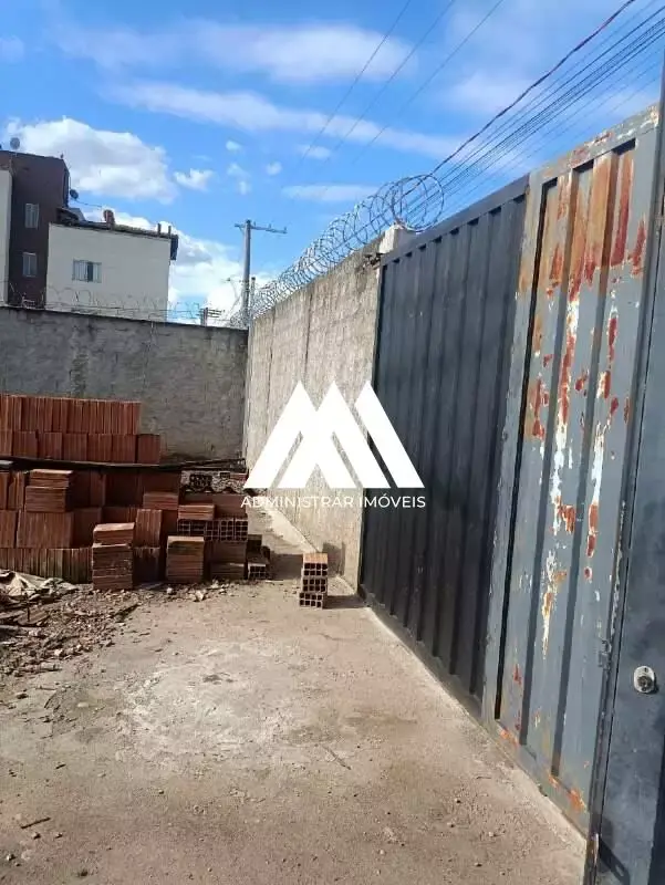 Lote 560 m² à venda na Nova Vila Mozart