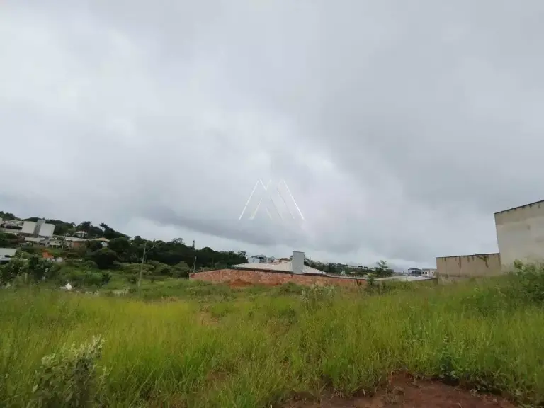 LOTE PARA VENDA - TROPICAL- ITAÚNA MG