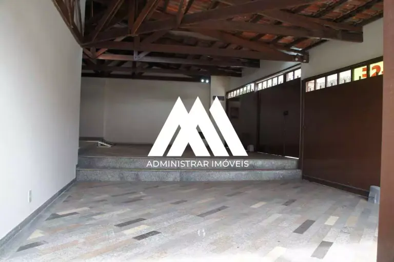 Casa 3 quartos, 512 m² em Cerqueira Lima