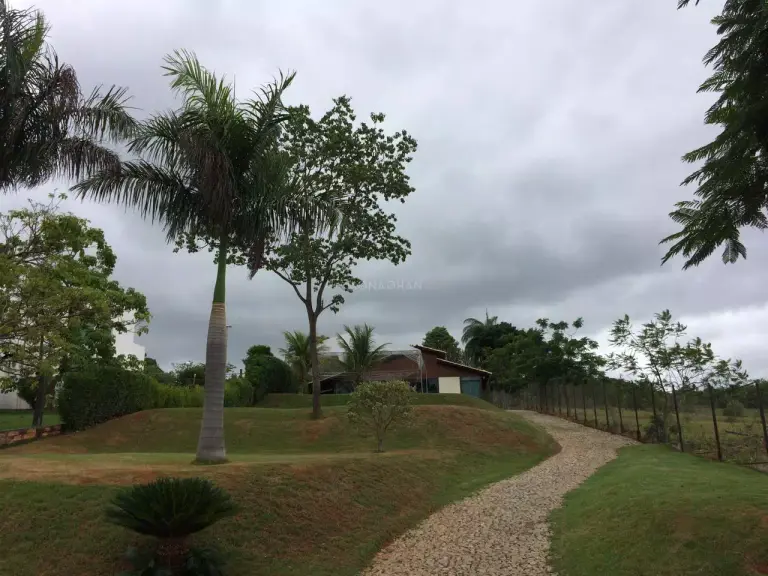 Casa 115 m² – Terreno 1.927 m² no Centro