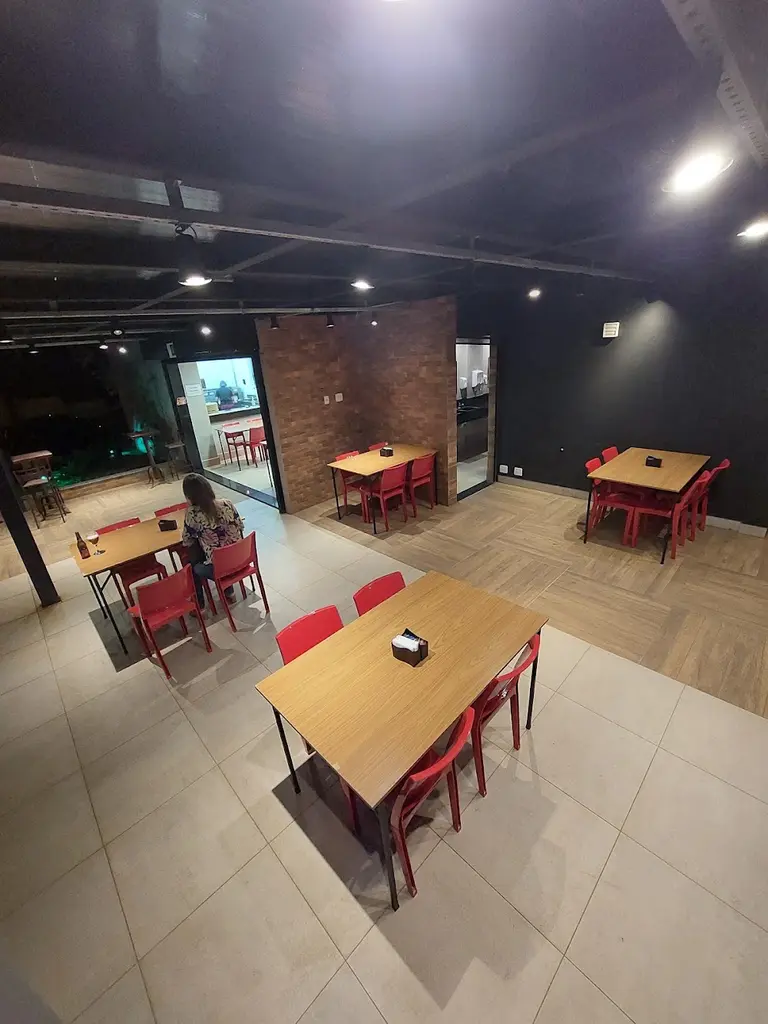 Emiliano Pizza