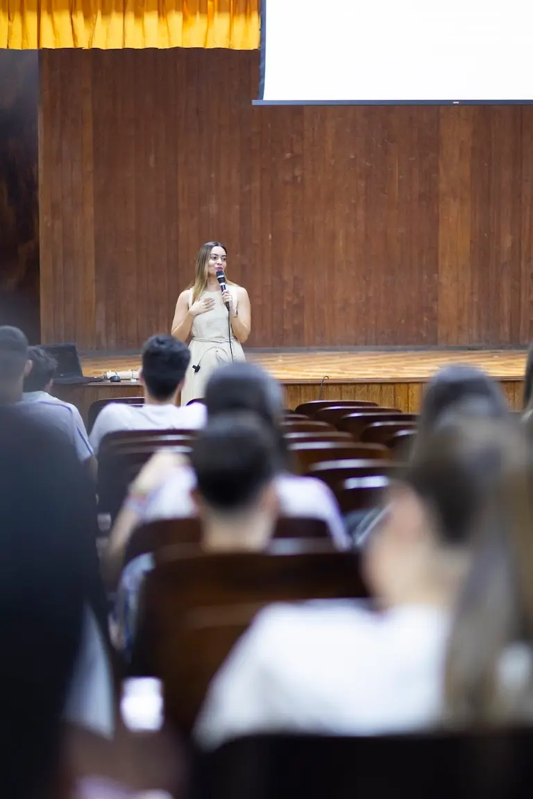 Dra. Bárbara Campolina | Advogada