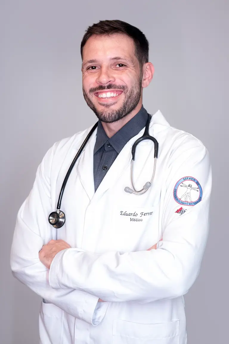 Dr. Eduardo Ferrer - Endocrinologista, Clínica Médica.