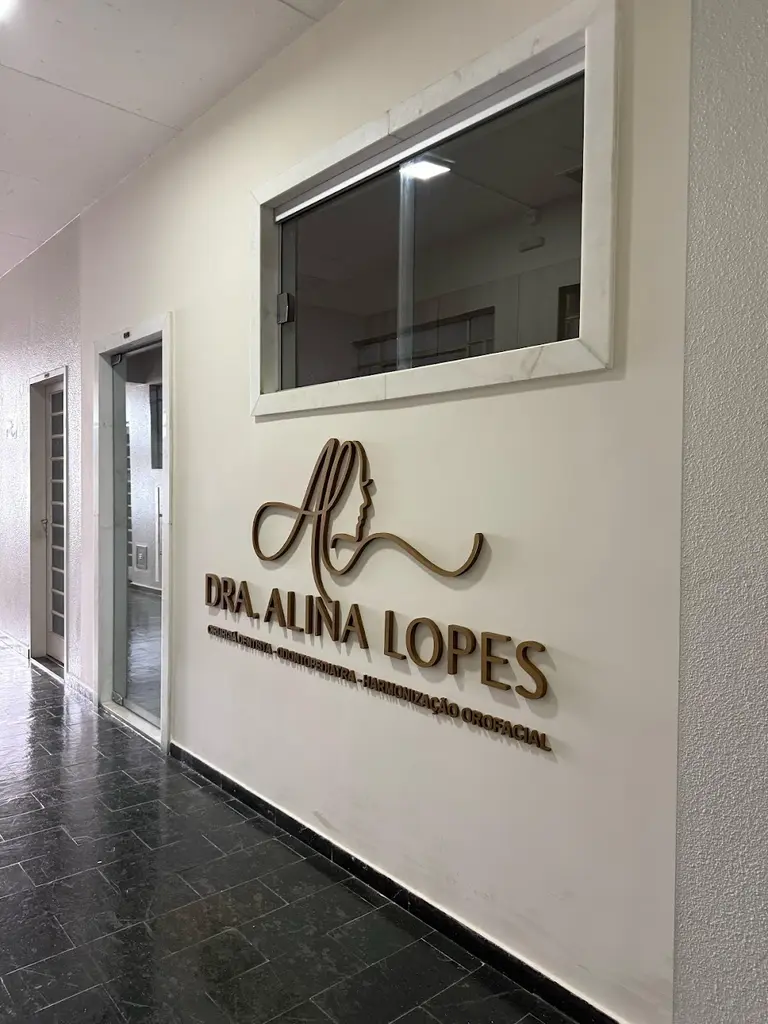 Consultório Odontológico Dra. Alina Lopes