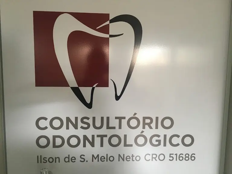 IM CONSULTÓRIOS ODONTOLÓGICOS
