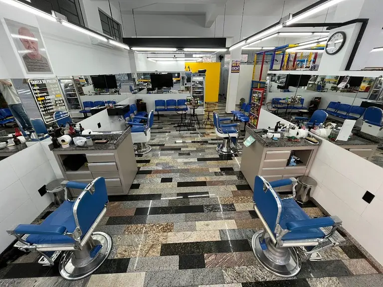 Barbearia Queiroz Queirozinho