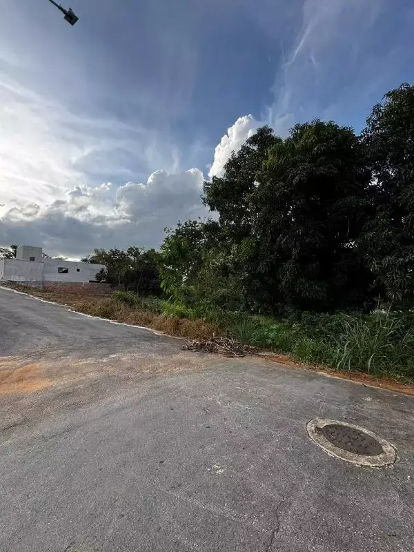 Lote à venda, Vila da Serra