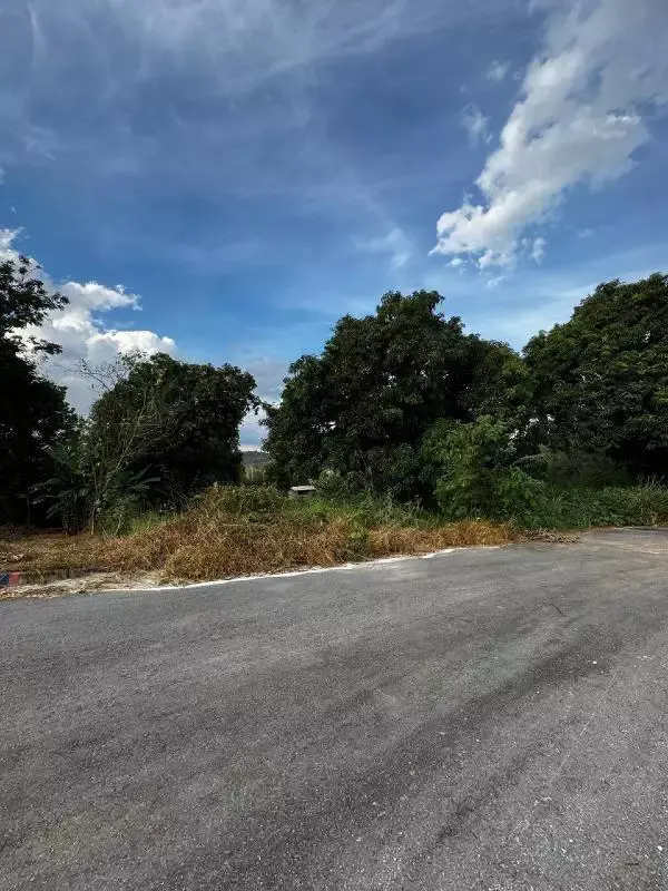 Lote à venda, Vila da Serra