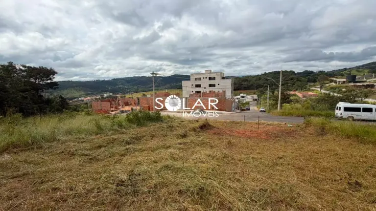 Lote 300 m² à venda no Morro do Engenho