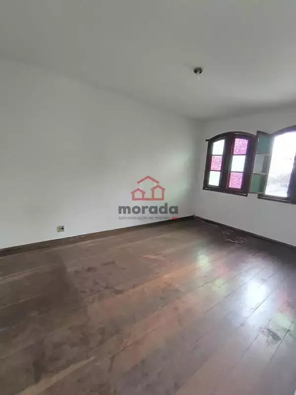 Apartamento residencial 4 quartos (2 suítes) no Centro de Itaúna