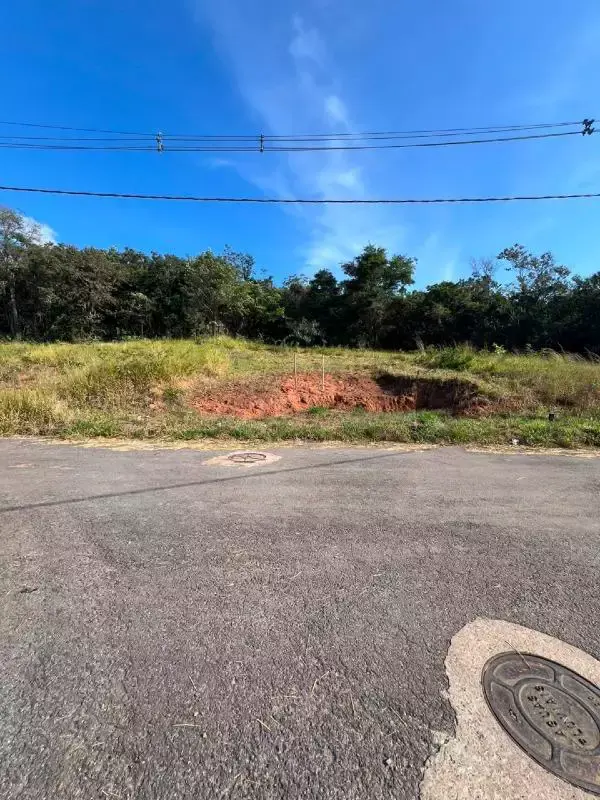 Lote à venda, Vila da Serra