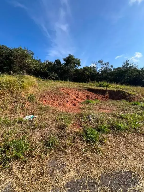 Lote à venda, Vila da Serra