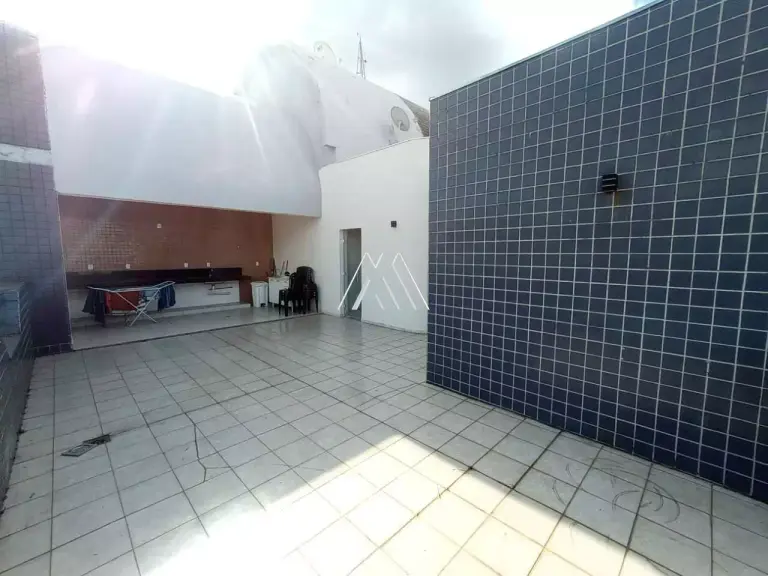 Cobertura 2 quartos à venda no Centro em Itaúna