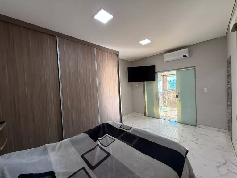 Casa 4 quartos, 2 suítes à venda no Aeroporto