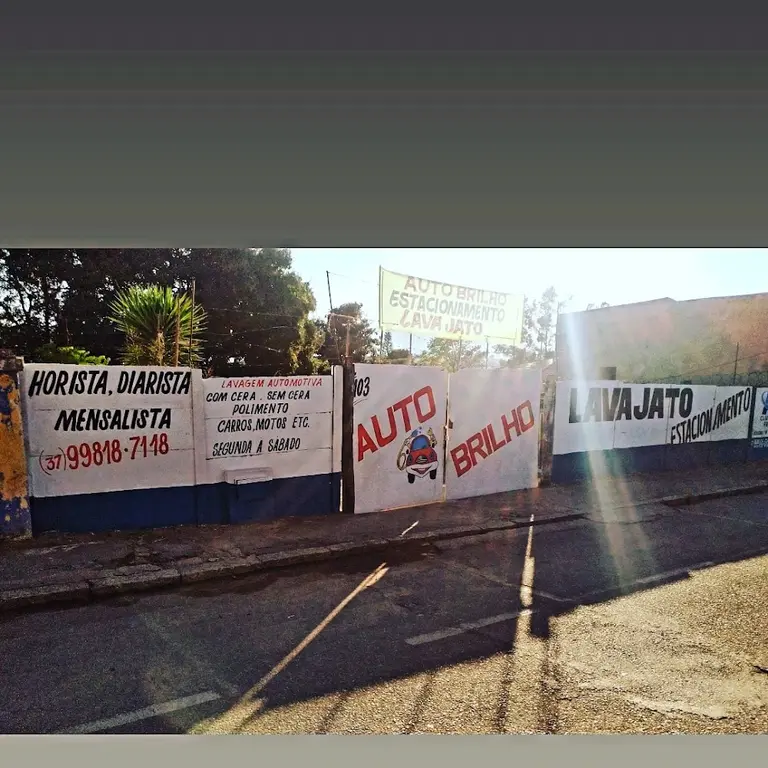 Auto brilho lava jato e estacionamento