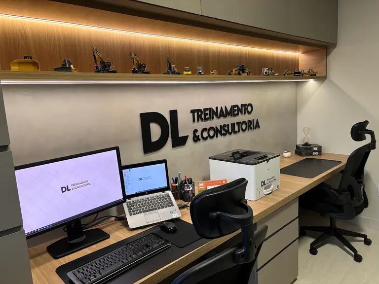 DL Treinamentos Ltda