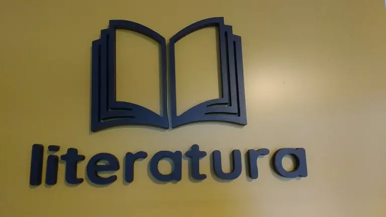 Livraria Literatura Itauna