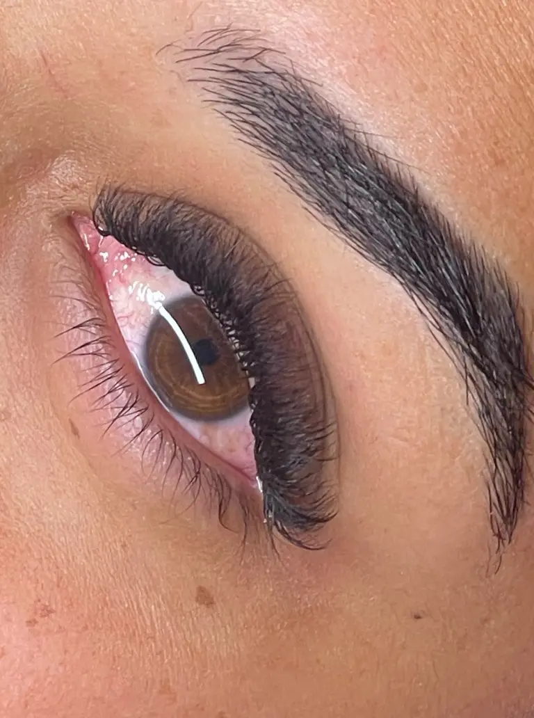 Michele Barbara Lash Designer – Salão de Beleza