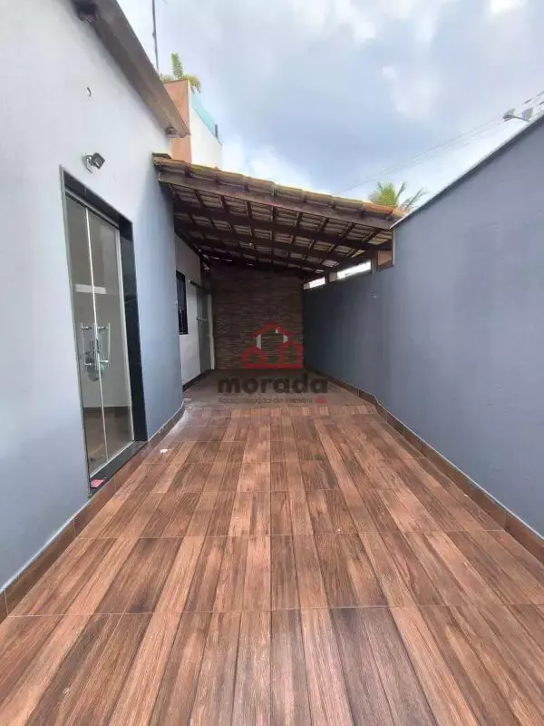 Casa para alugar – 3 quartos (1 suíte), 2 vagas no Residencial Veredas