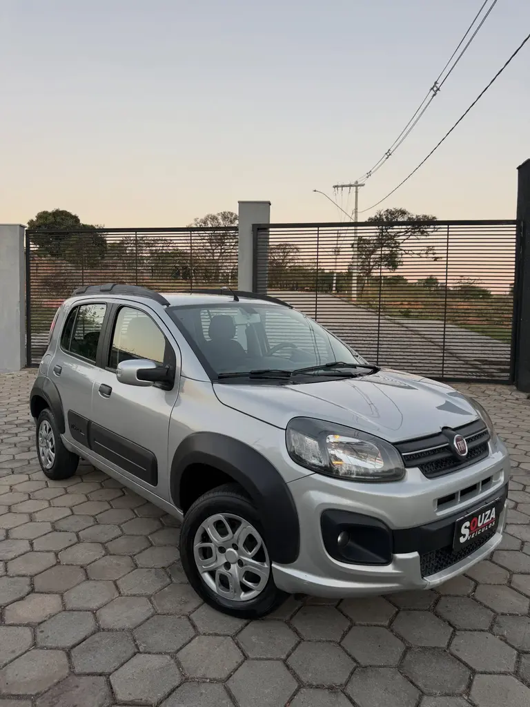 Fiat Uno Way 1.0 2017 — 129 mil km, direção elétrica