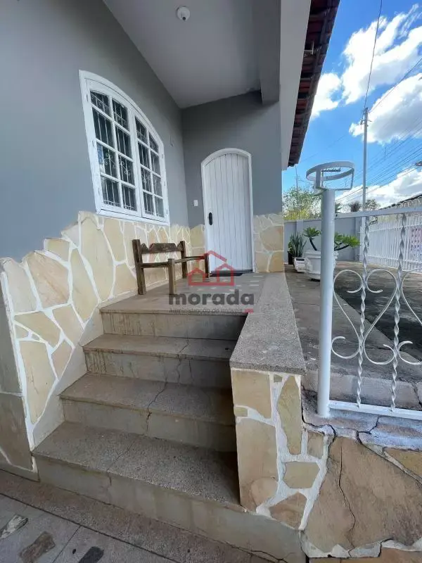 Casa à venda no Antunes – 3 quartos, 170 m²