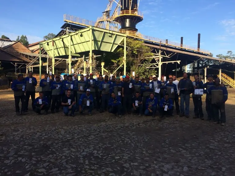 DELMAX EQUIPAMENTOS E MONTAGENS INDUSTRIAIS LTDA