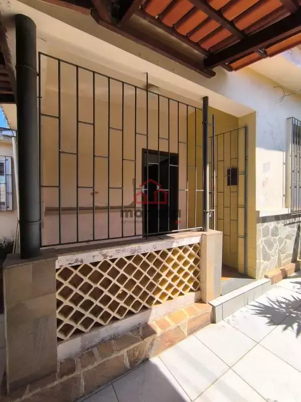 Casa 3 quartos à venda no bairro Santo Antônio