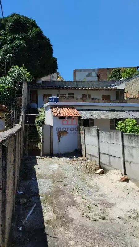 Barracão à venda, 2 quartos, 2 vagas, Bela Vista